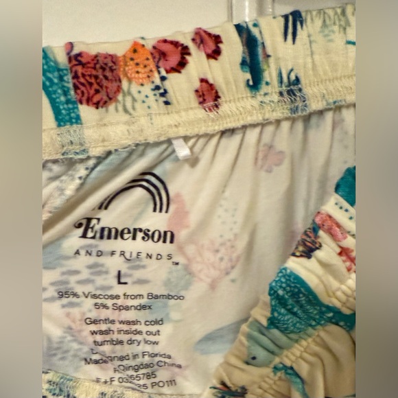 Colorful Ocean Print Women's PJ Shorts - Picture 4 of 7